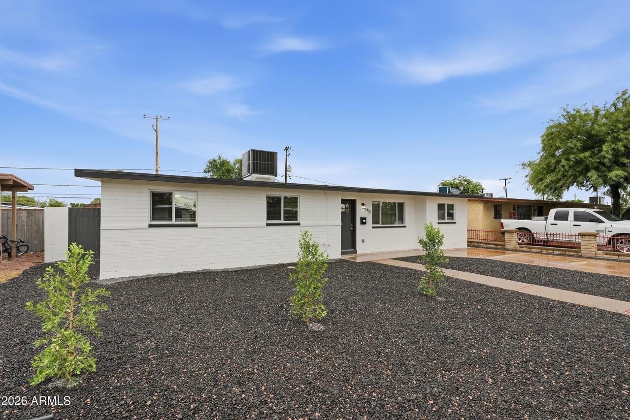 140 W Saragosa St., Chandler, AZ 85225