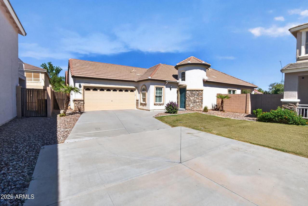 15963 N 171st Dr., Surprise, AZ 85388