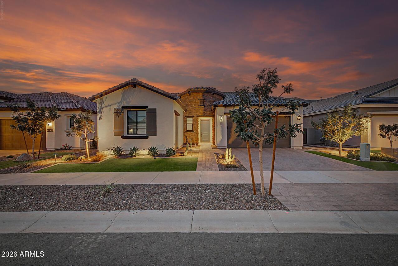 5878 N 207th Ave., Buckeye, AZ 85396
