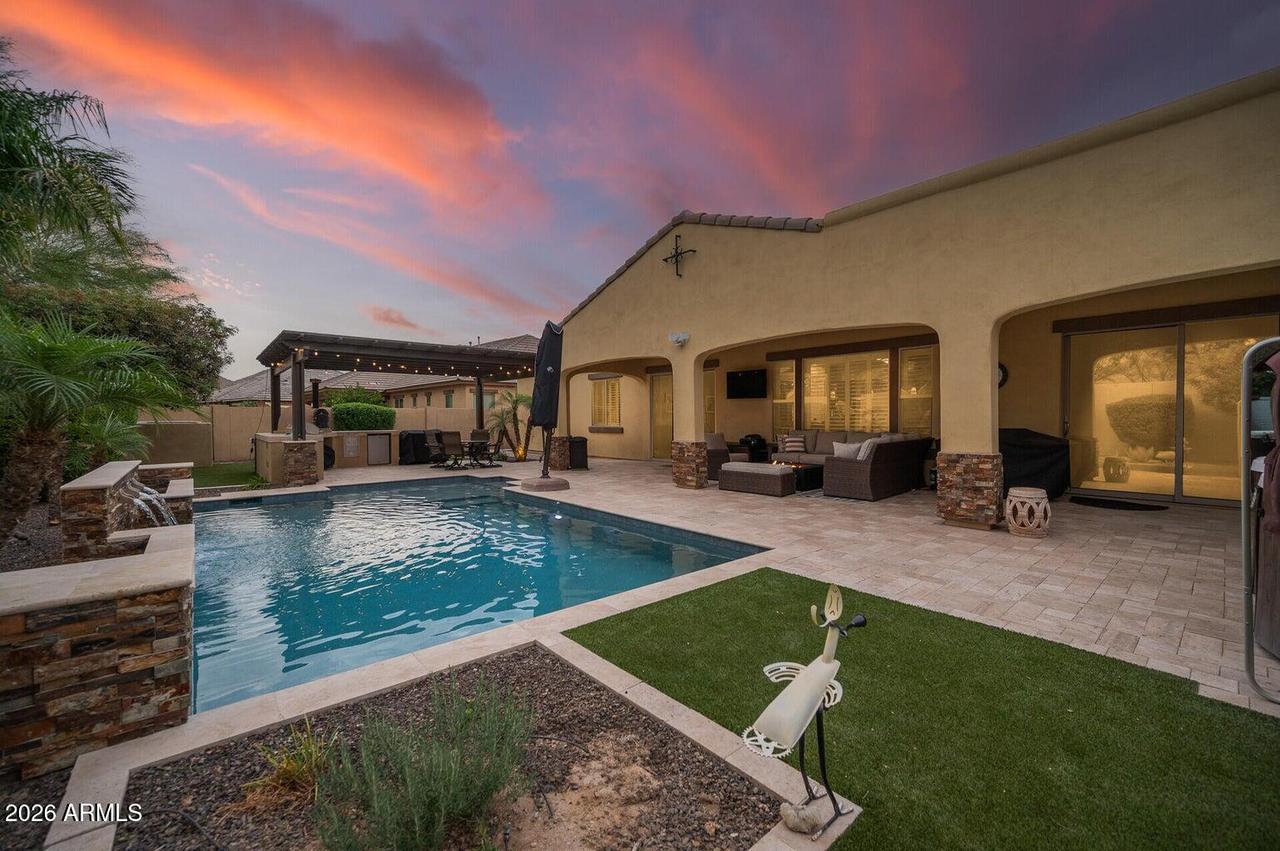 7282 W Rowel Rd., Peoria, AZ 85383