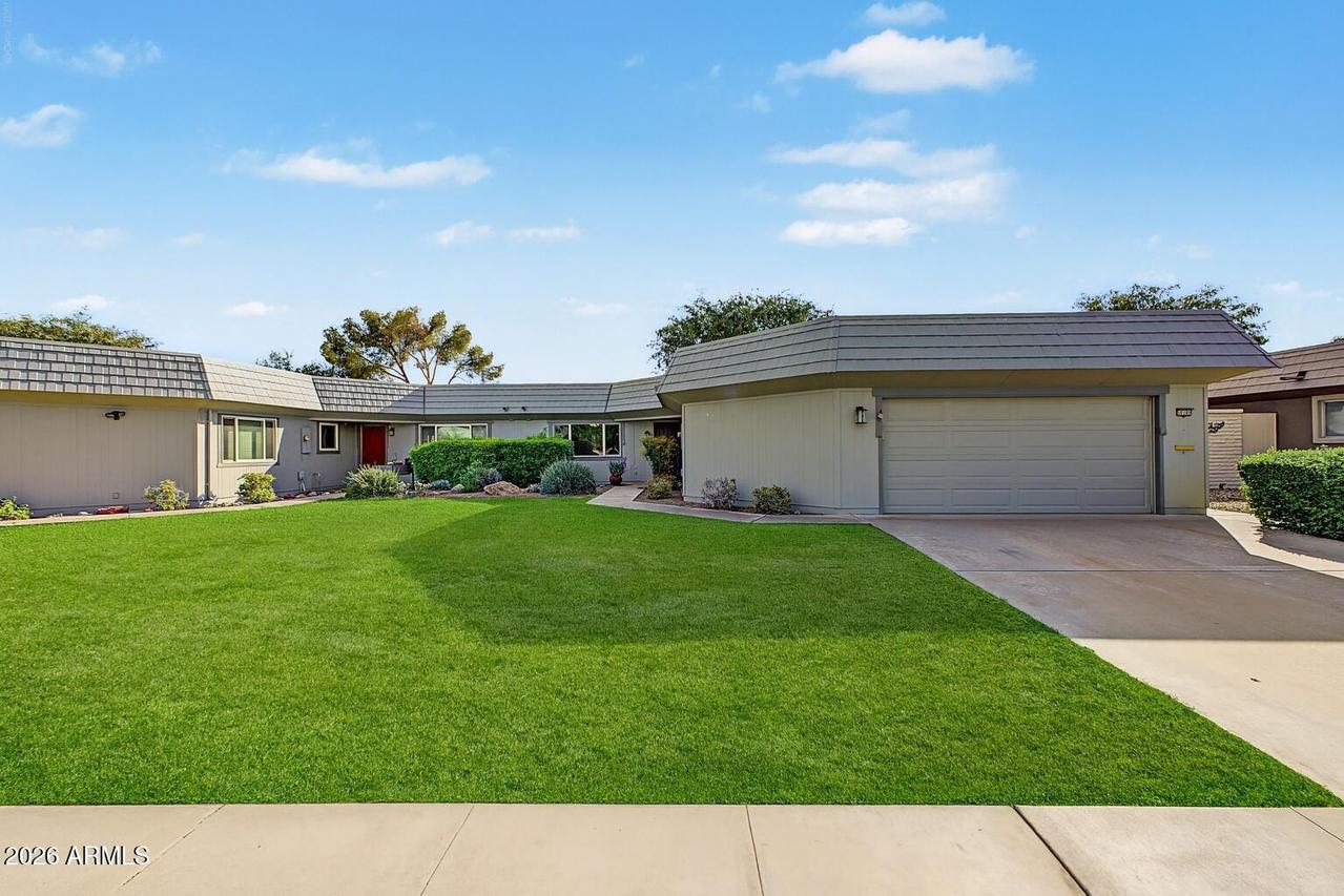 10189 W Pineaire Dr., Sun City, AZ 85351