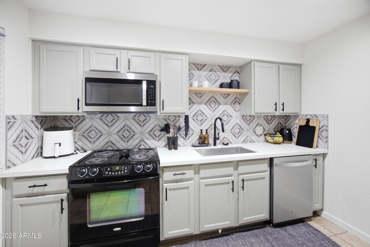 3402 N 32nd St. #163, Phoenix, AZ 85018