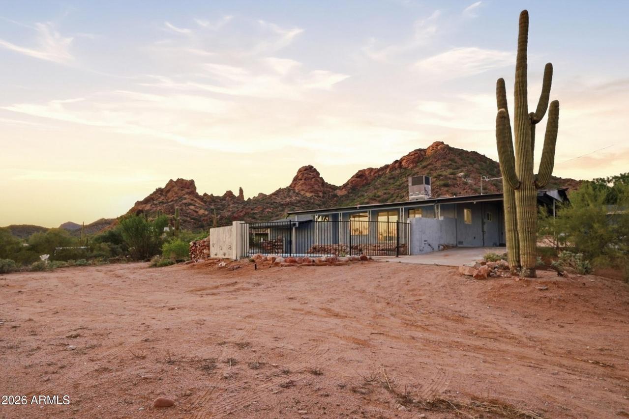749 E Mcdowell Blvd., Apache Junction, AZ 85119