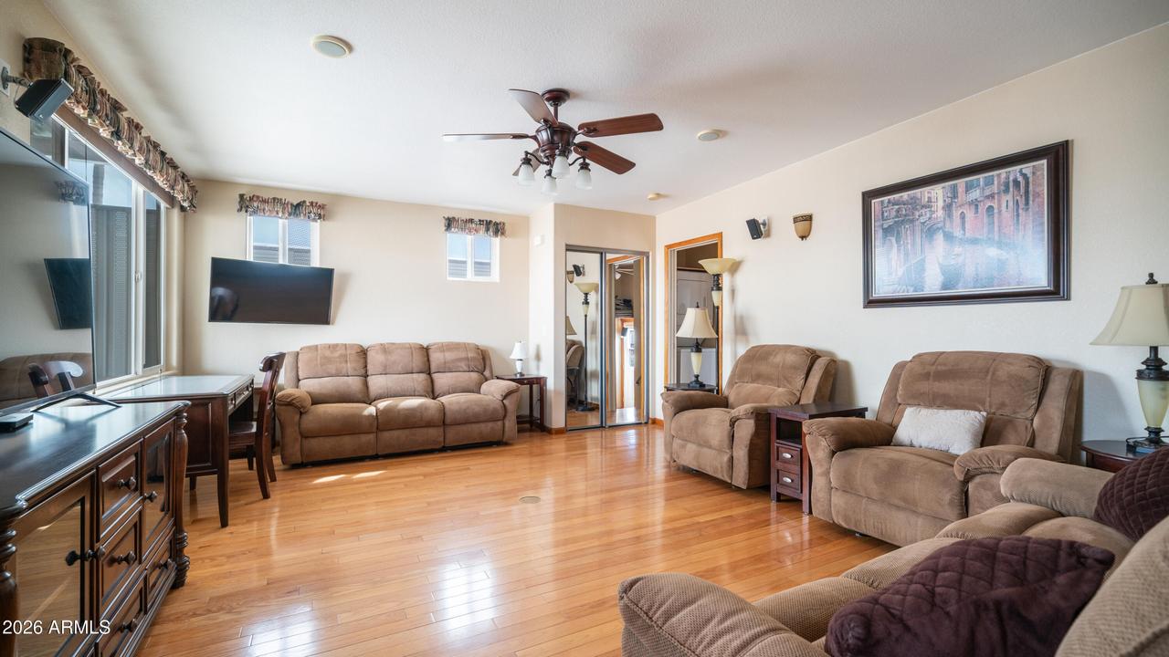 220 Motherlode Dr., Apache Junction, AZ 85119
