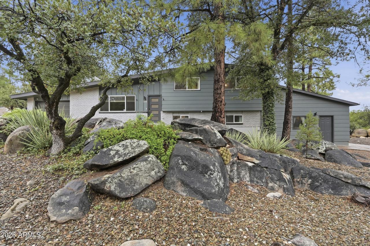 216 Plaza Dr., Prescott, AZ 86303