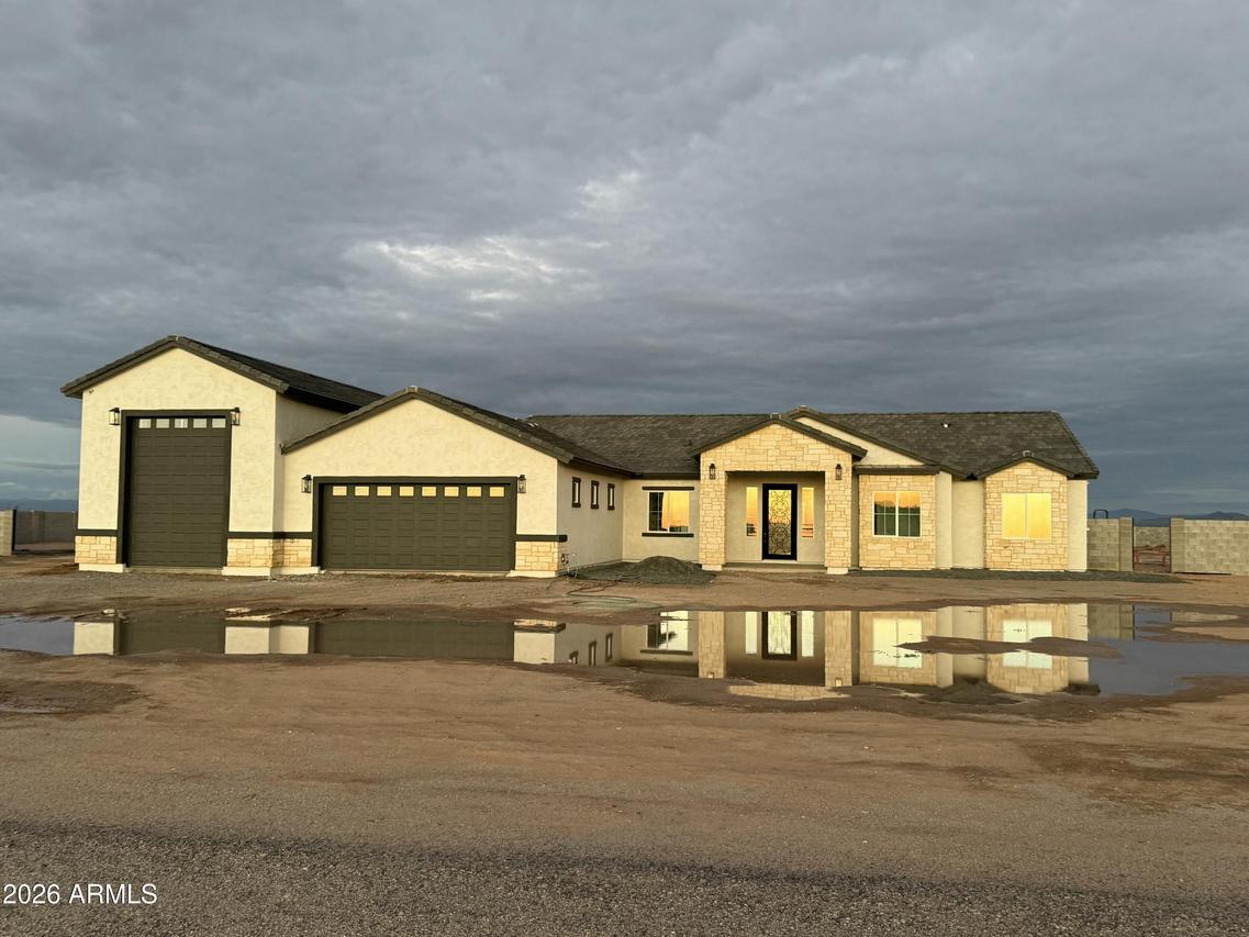 3851 N Cotton Ln., Casa Grande, AZ 85194