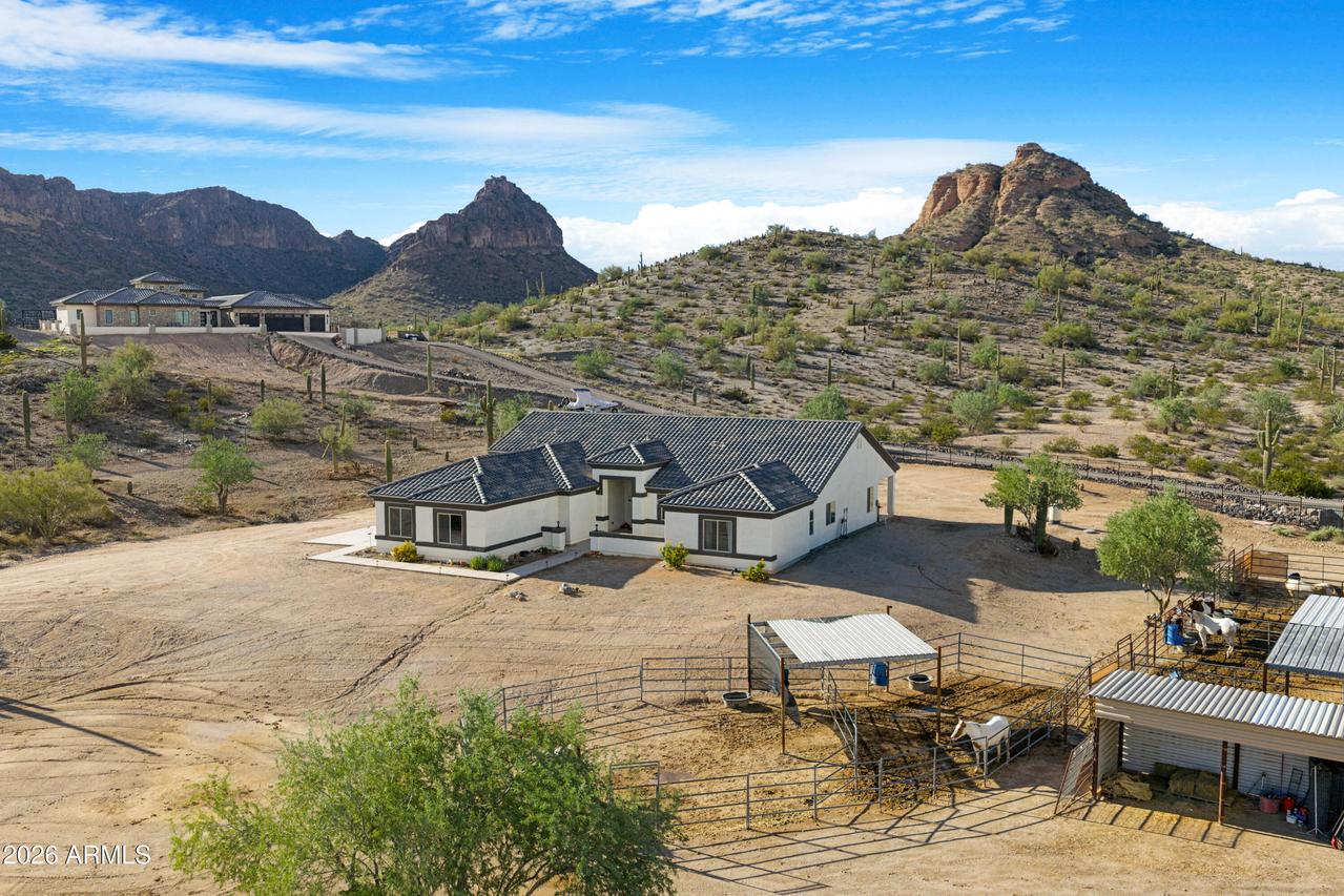 27322 N Brenner Pass Rd., San Tan Valley, AZ 85144