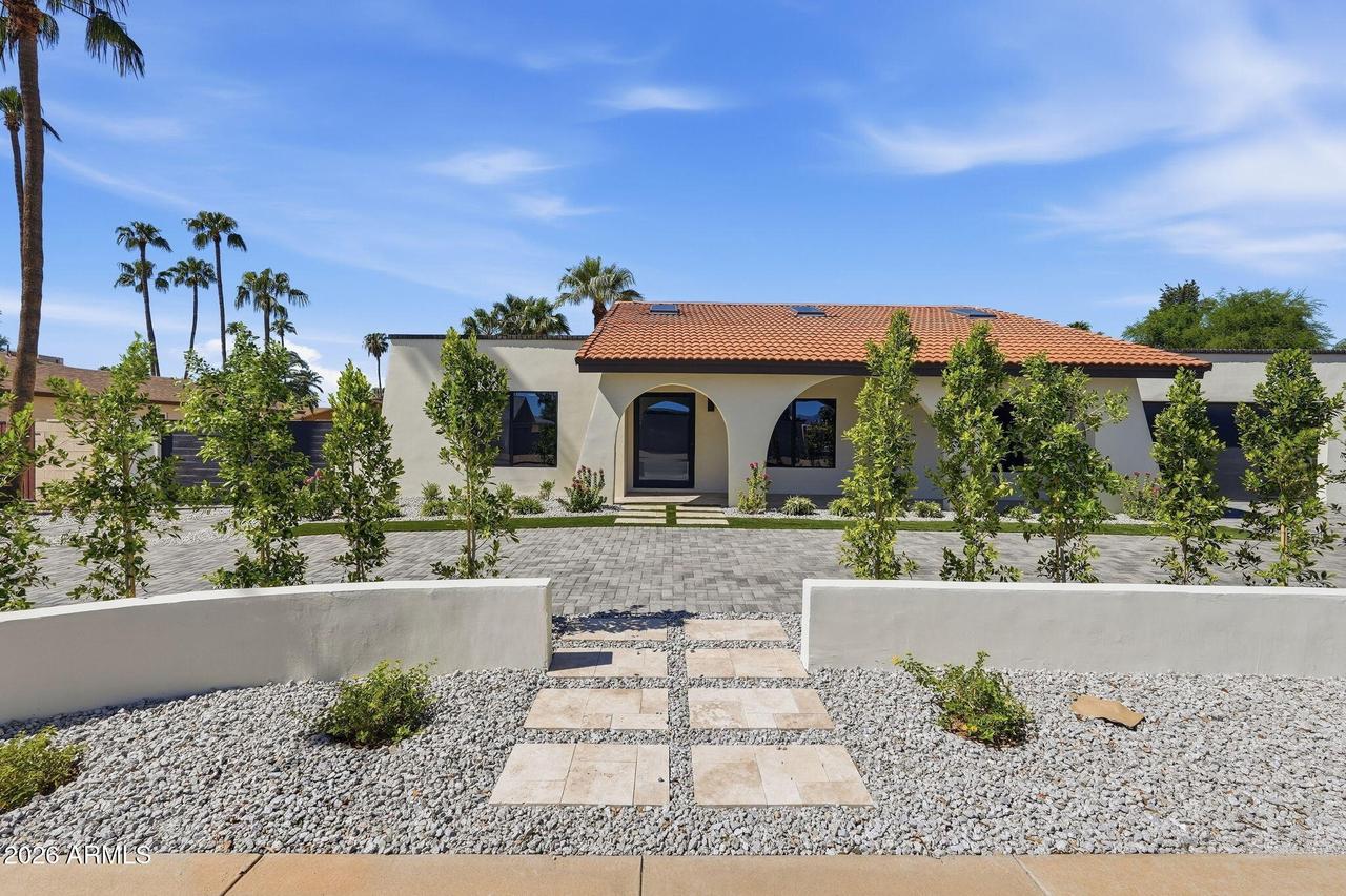 14020 N 64th St., Scottsdale, AZ 85254