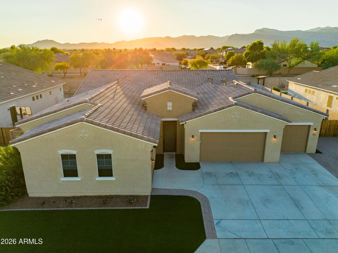 5322 N 182nd Ln., Litchfield Park, AZ 85340