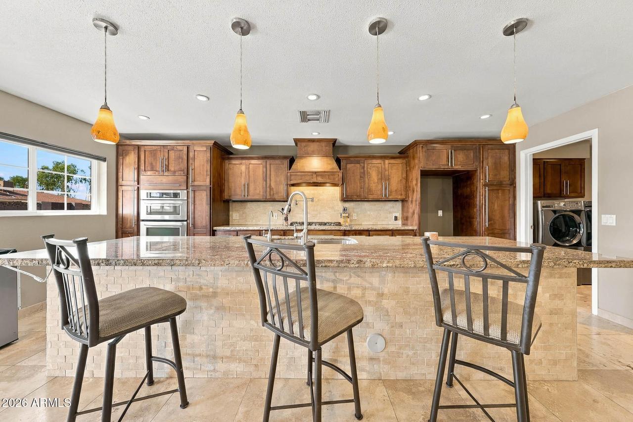 2301 E Alameda Dr., Tempe, AZ 85282