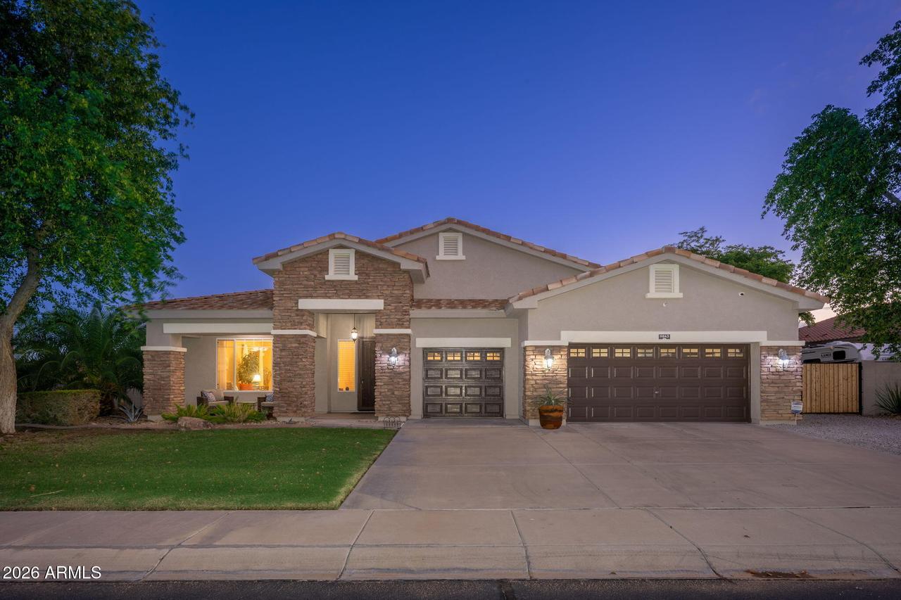 9843 W Bajada Rd., Peoria, AZ 85383