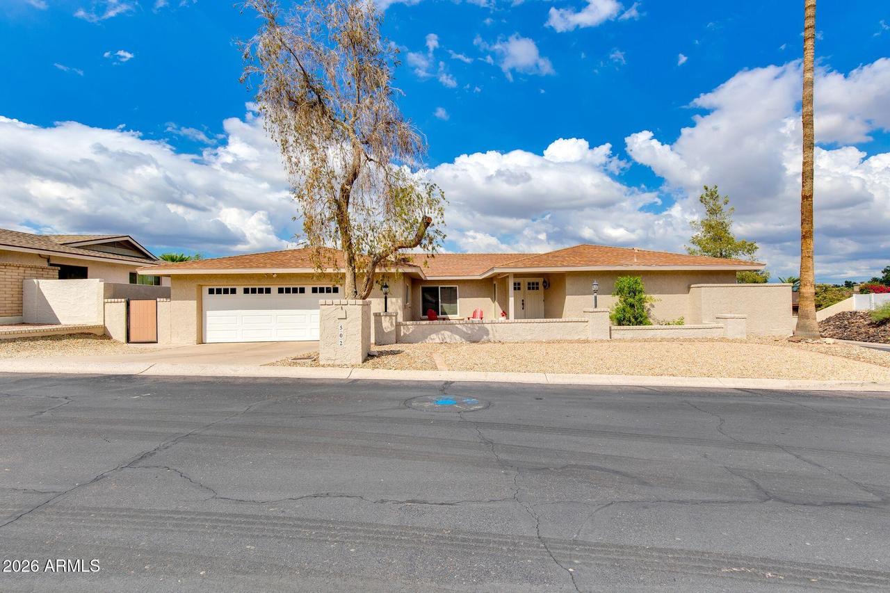 502 W Surrey Ave., Phoenix, AZ 85029