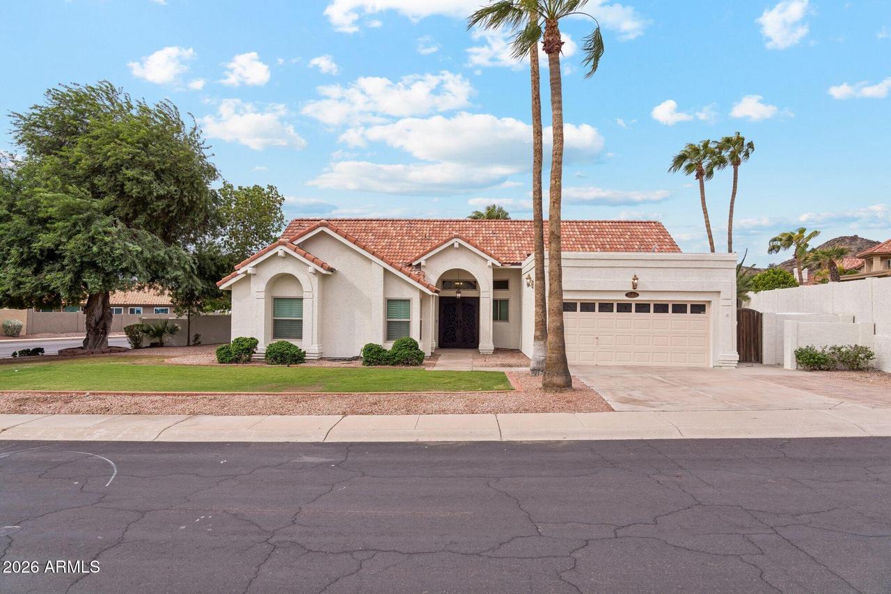 15414 S 38th St., Phoenix, AZ 85044