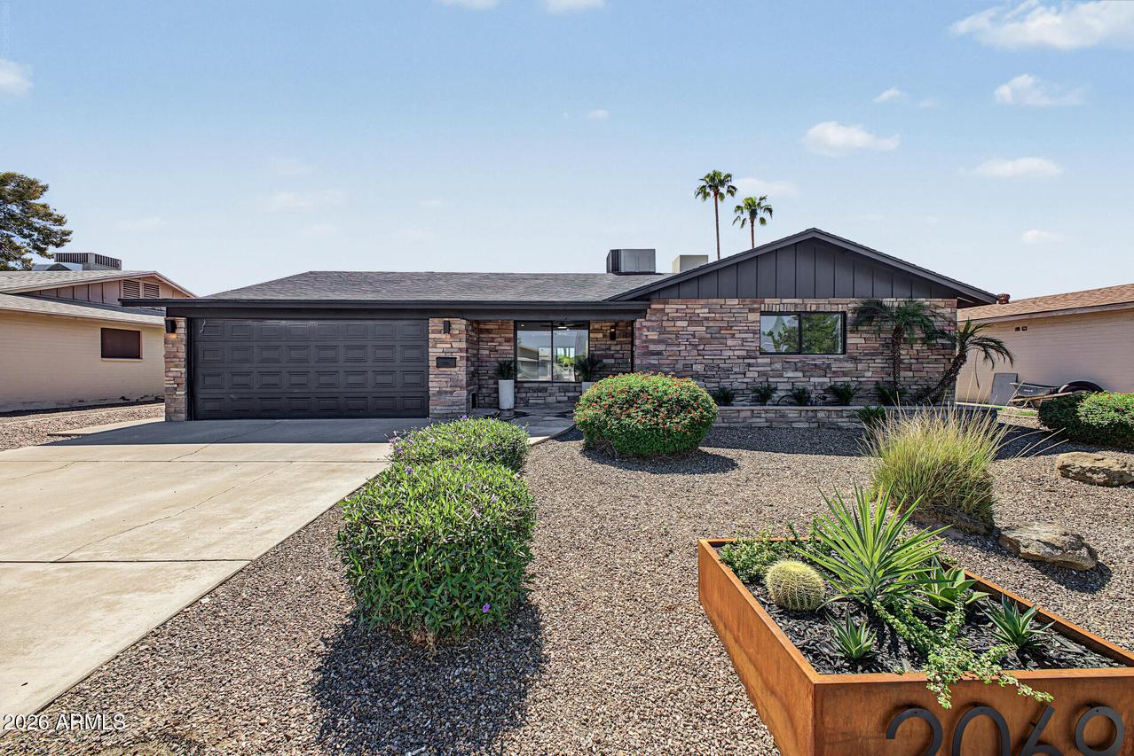 2069 E Carson Dr., Tempe, AZ 85282