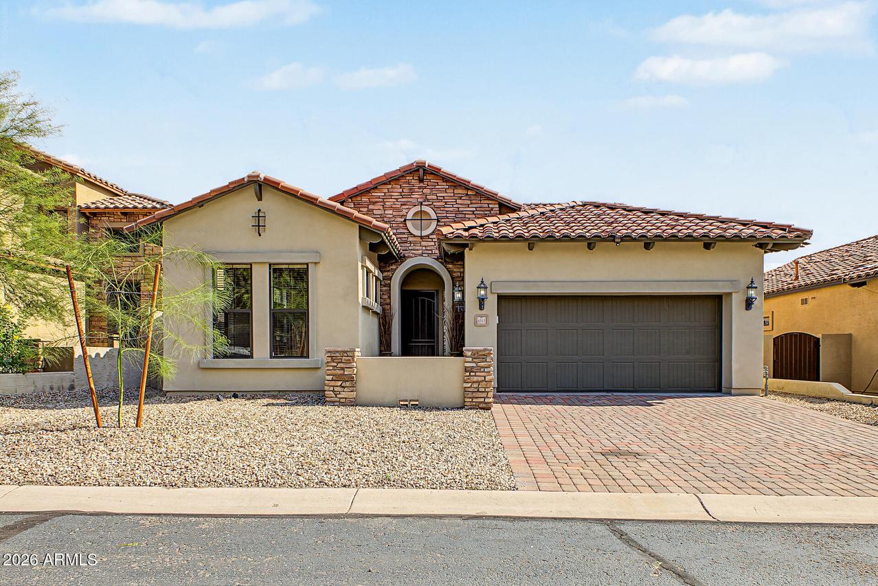 6843 E Pearl St., Mesa, AZ 85207