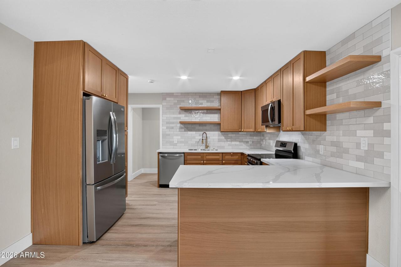 314 E Glade Ave., Mesa, AZ 85210