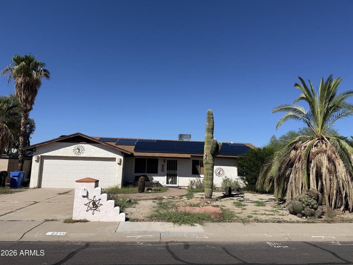 2214 W Behrend Dr., Phoenix, AZ 85027