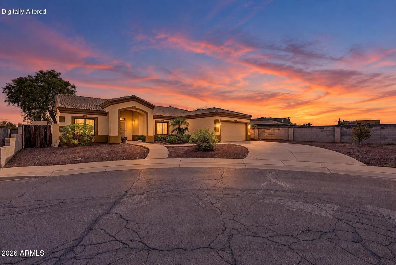 1111 E Shepherds Way, Casa Grande, AZ 85122