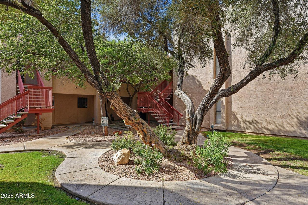 3131 W Cochise Dr. #264, Phoenix, AZ 85051