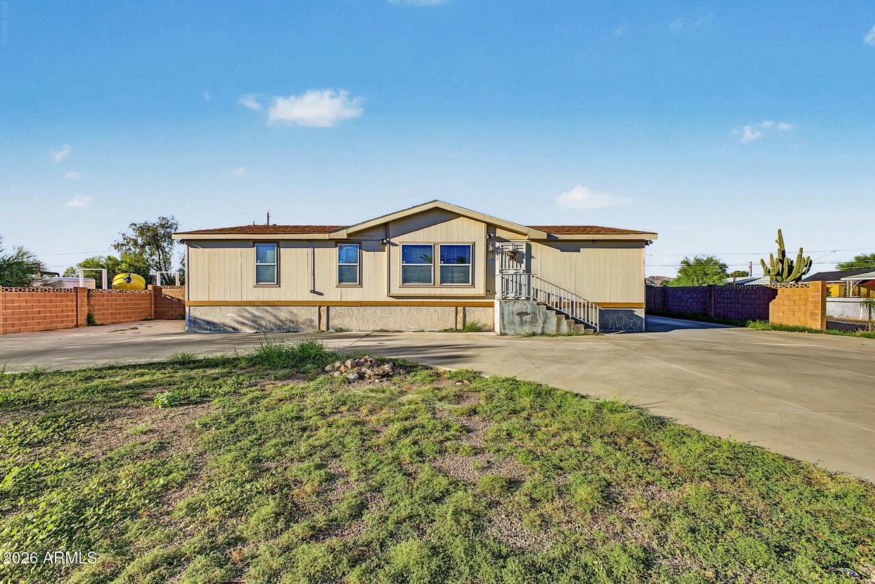 2882 W Roundup St., Apache Junction, AZ 85220