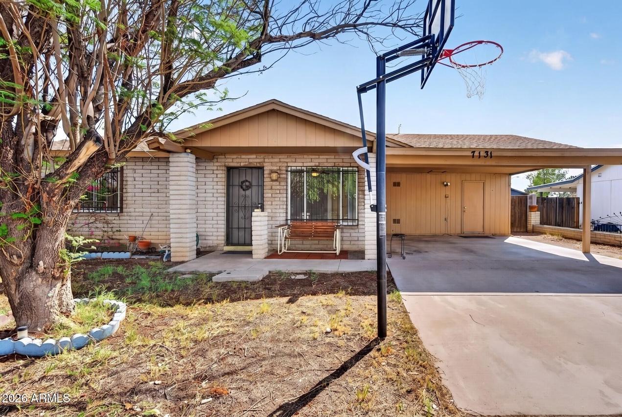 7131 W Cochise Dr., Peoria, AZ 85345