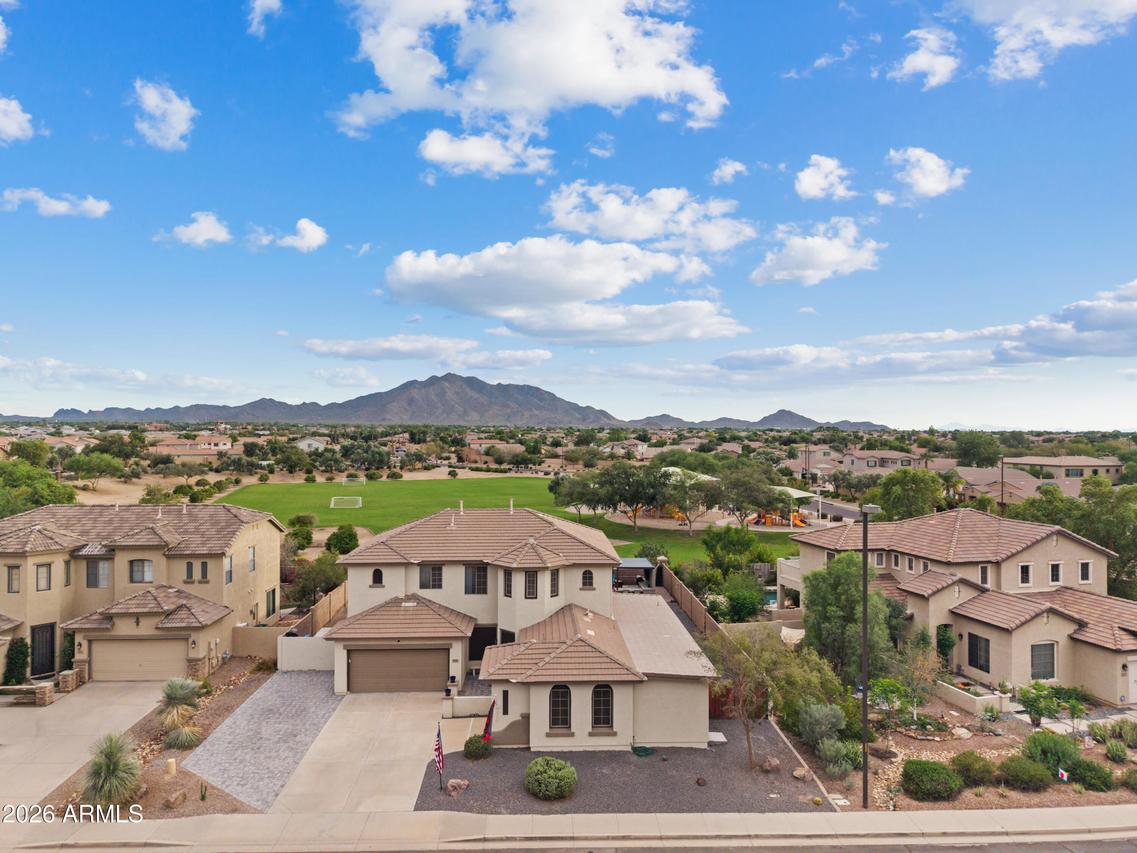 3759 E Powell Way, Gilbert, AZ 85298