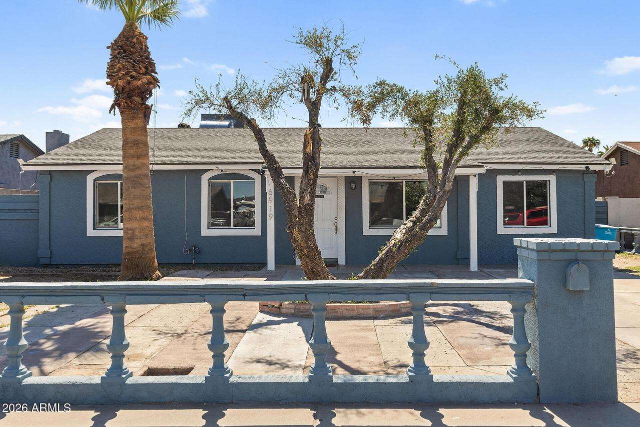 6919 W Cypress St., Phoenix, AZ 85035