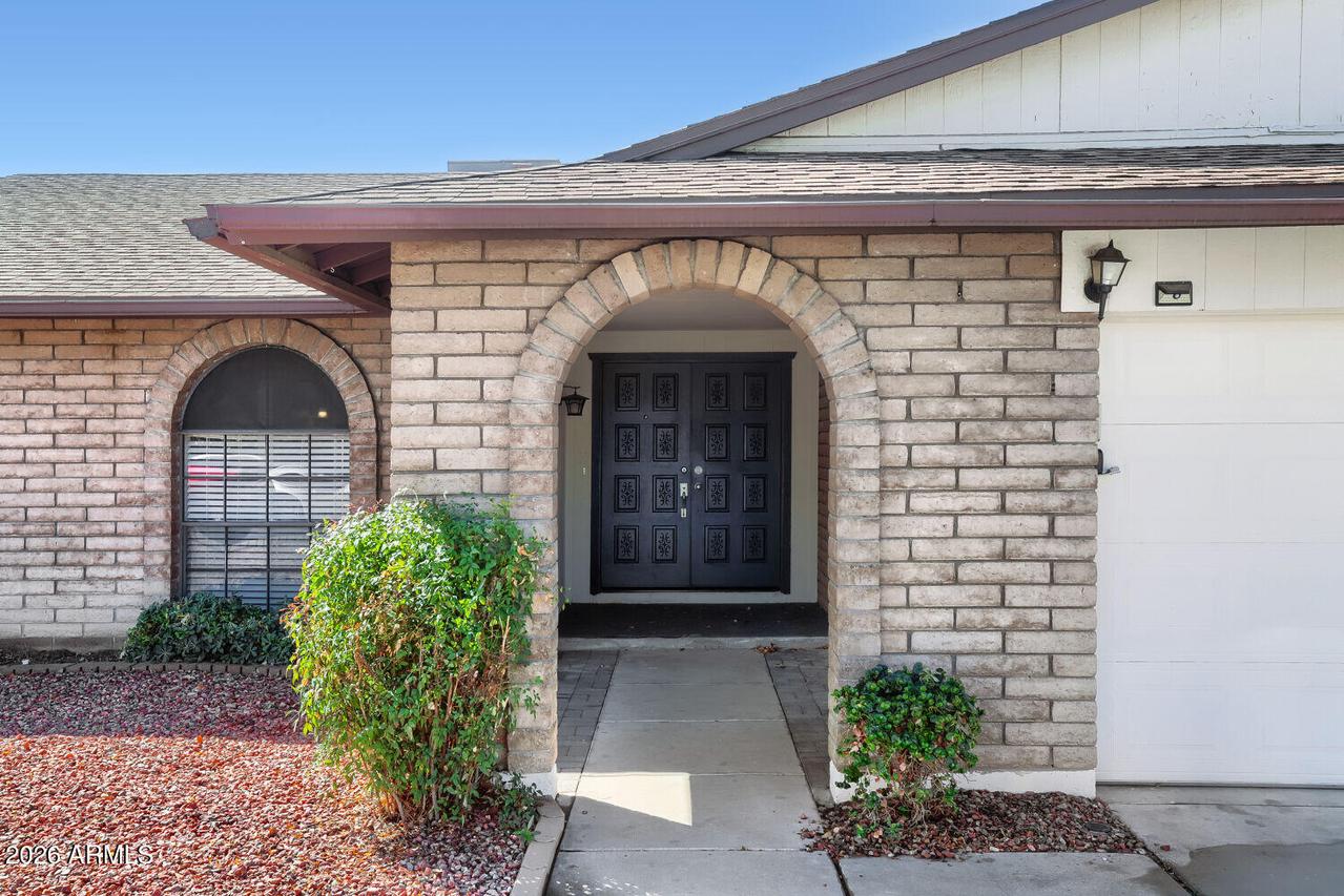 5409 W Desert Hills Dr., Glendale, AZ 85304