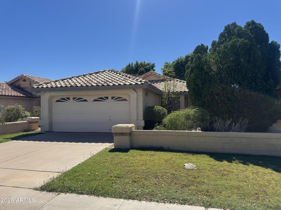 5765 W Mercury Way, Chandler, AZ 85226