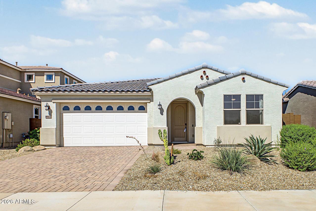 8924 W Vermont Ave., Glendale, AZ 85305