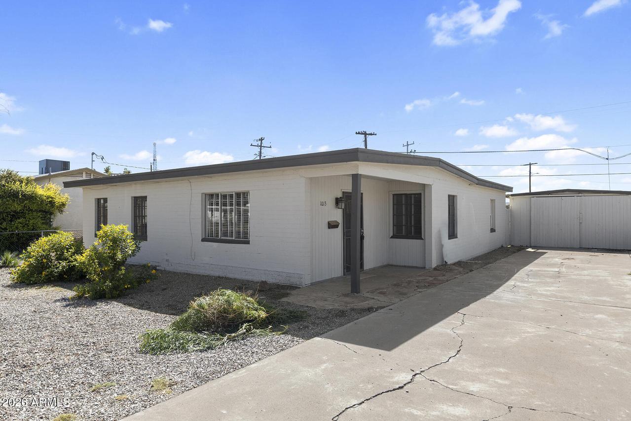 1013 E Eason Ave., Buckeye, AZ 85326