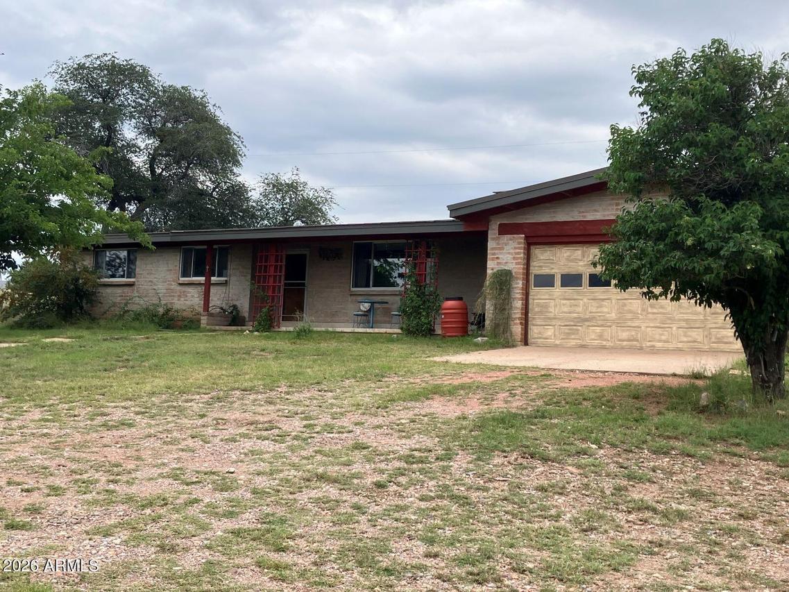 15 Fraizer Dr., Sonoita, AZ 85637