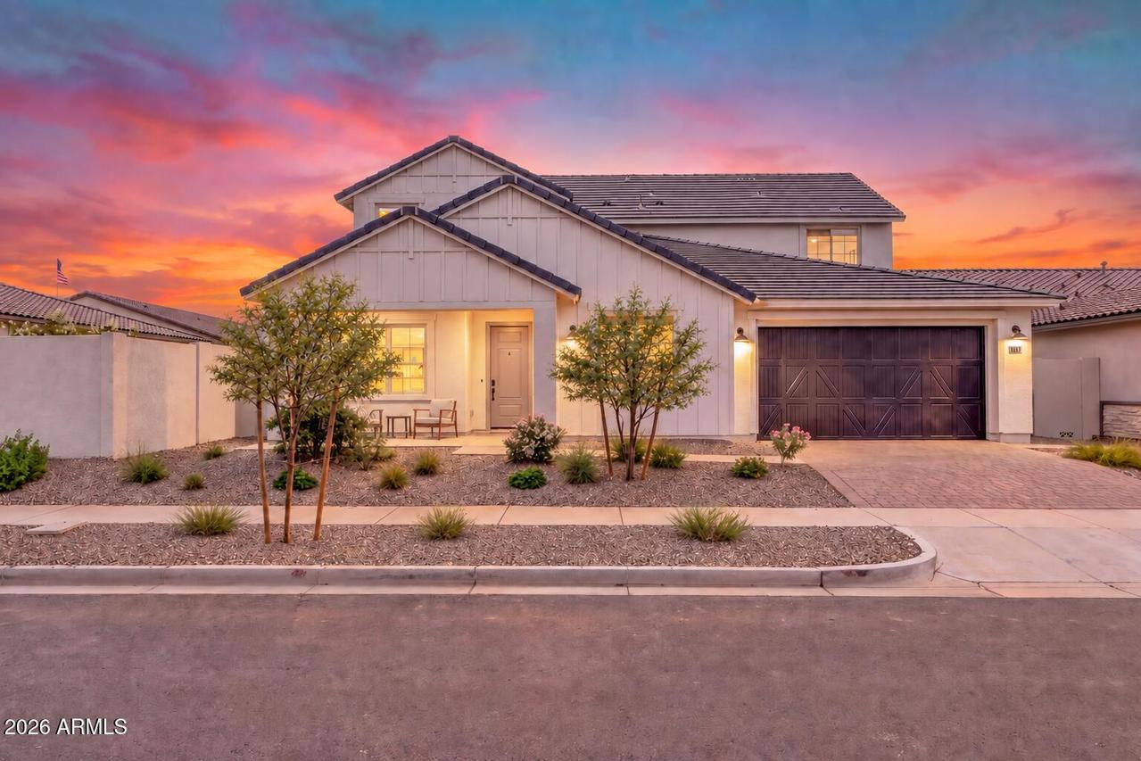1135 W Treasure Tr., Apache Junction, AZ 85120