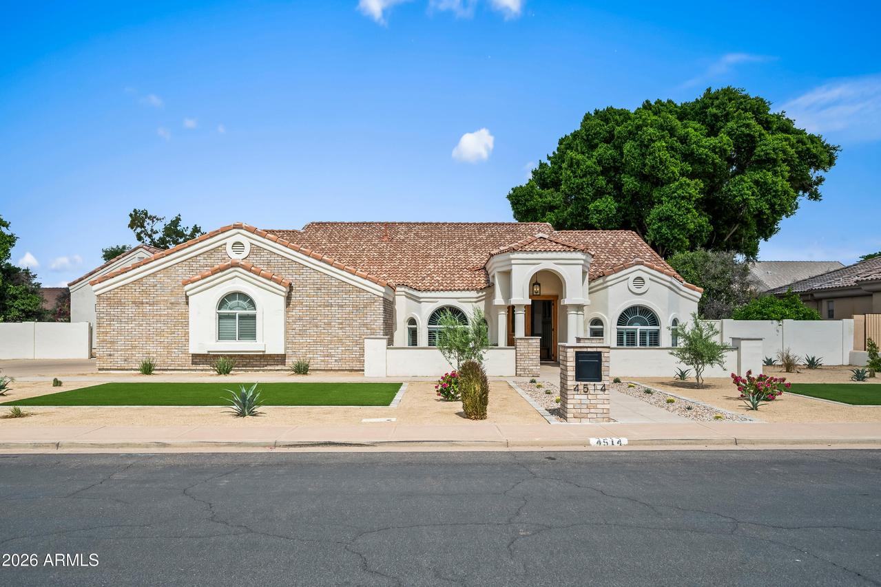 4514 E Elmwood St., Mesa, AZ 85205