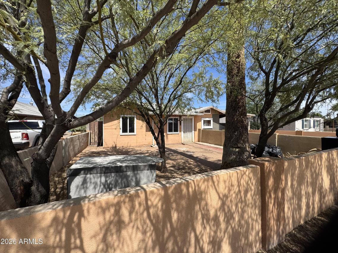 1746 E Monte Vista Rd., Phoenix, AZ 85006