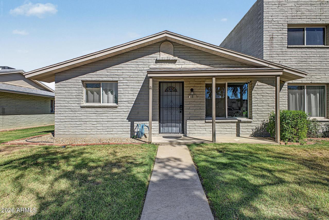 225 N Standage St. #8, Mesa, AZ 85201