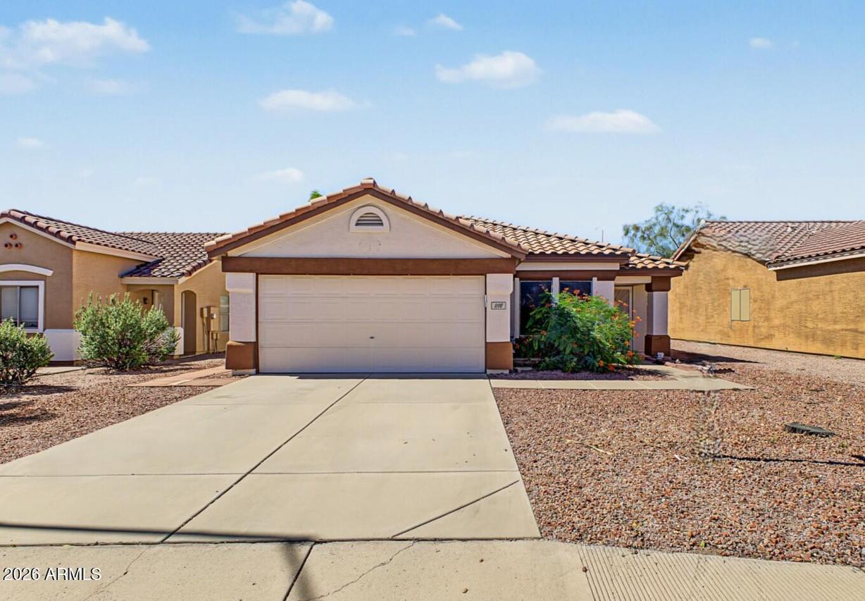 208 S Valle Verde, Mesa, AZ 85208