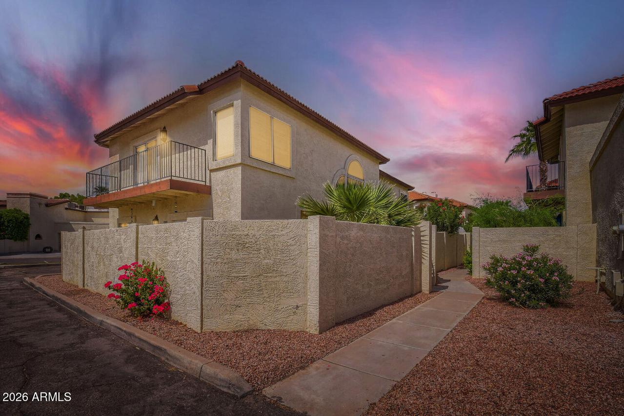 8825 S 51st St. #1, Phoenix, AZ 85044
