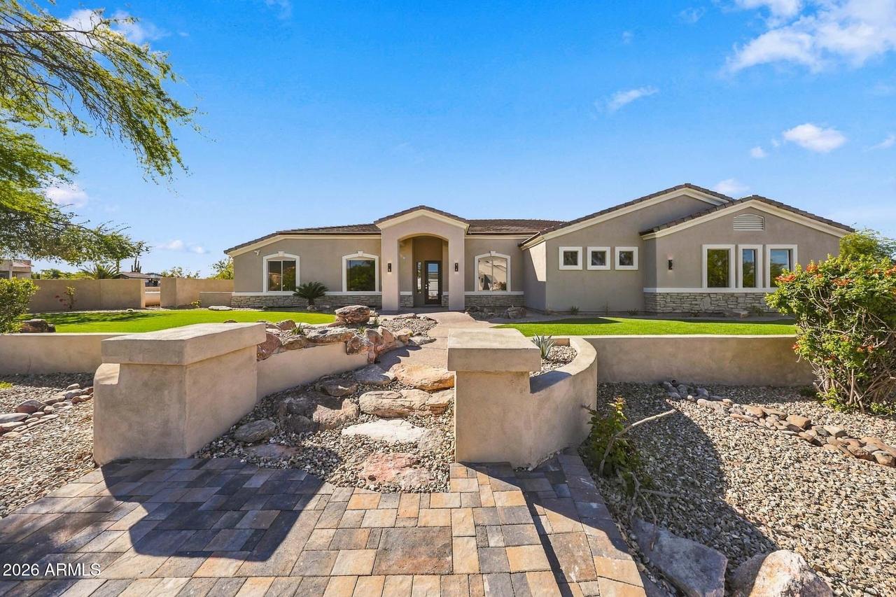 7829 E Plymouth Dr., Mesa, AZ 85207