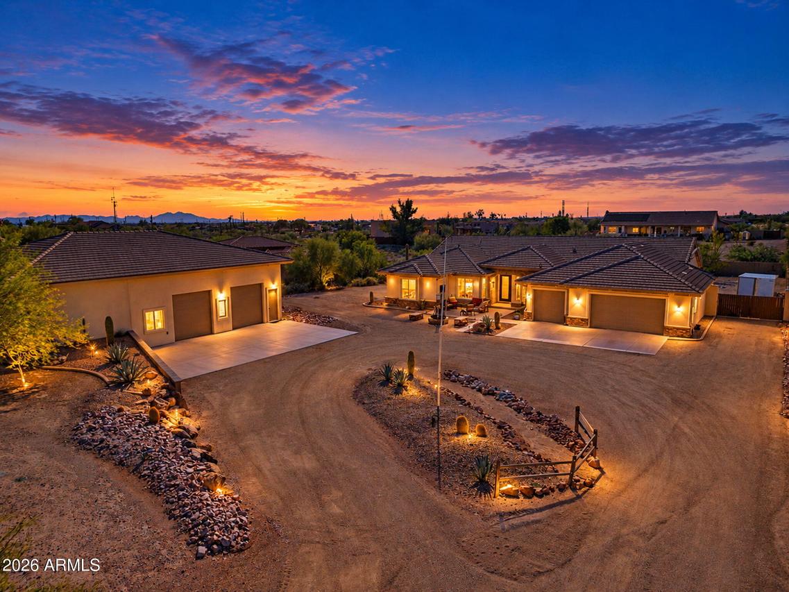 1532 N Roadrunner Rd., Apache Junction, AZ 85119