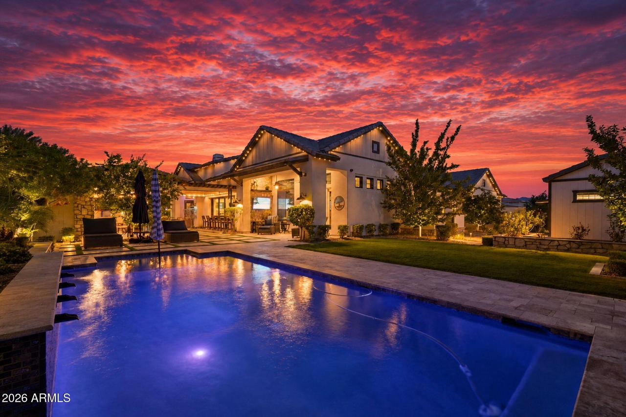 2674 E Hummingbird Way, Gilbert, AZ 85297