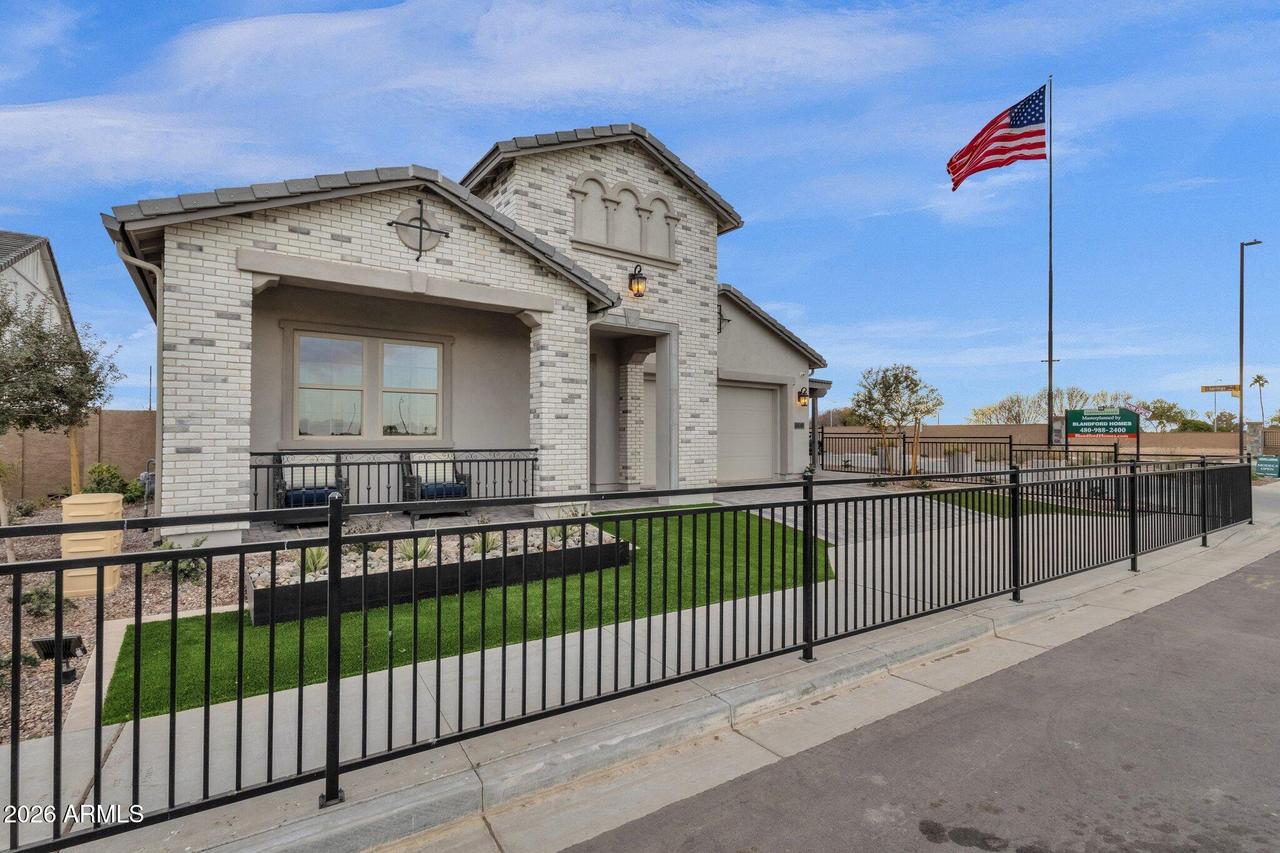 6910 S Springs Pl., Chandler, AZ 85249