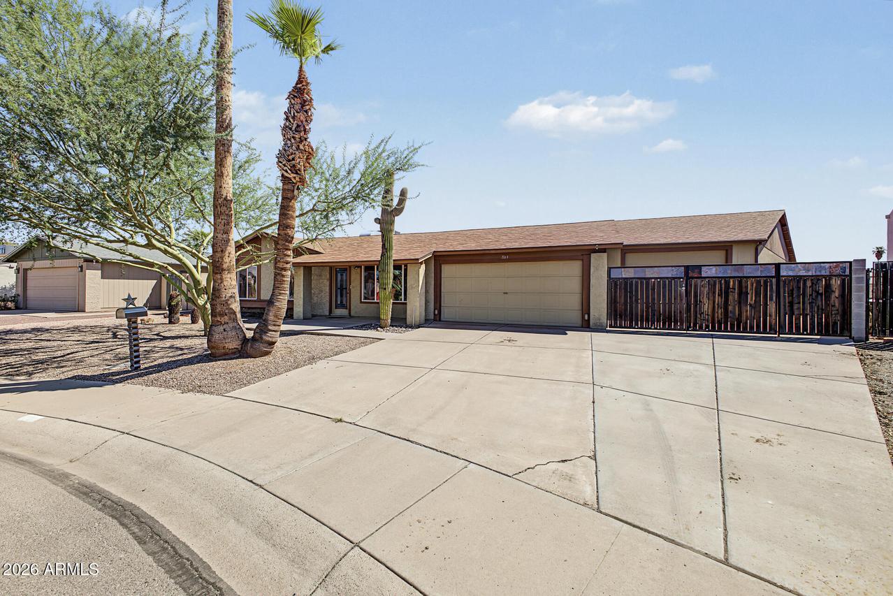321 W Mesquite St., Chandler, AZ 85225