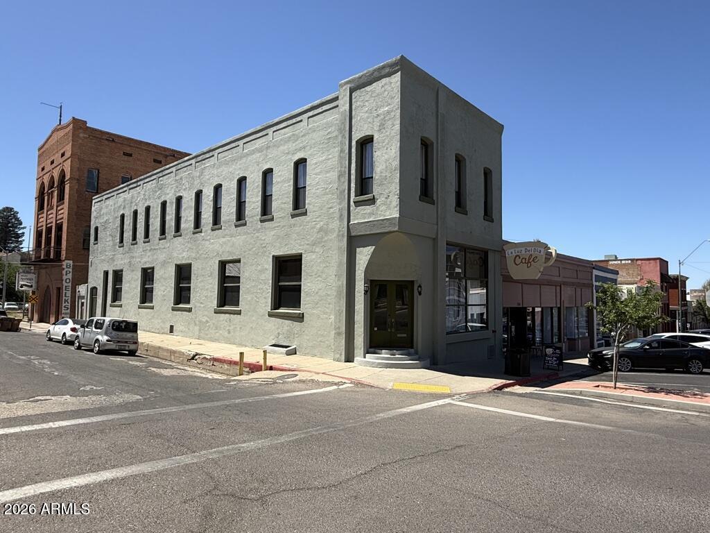 300 N Broad St., Globe, AZ 85501