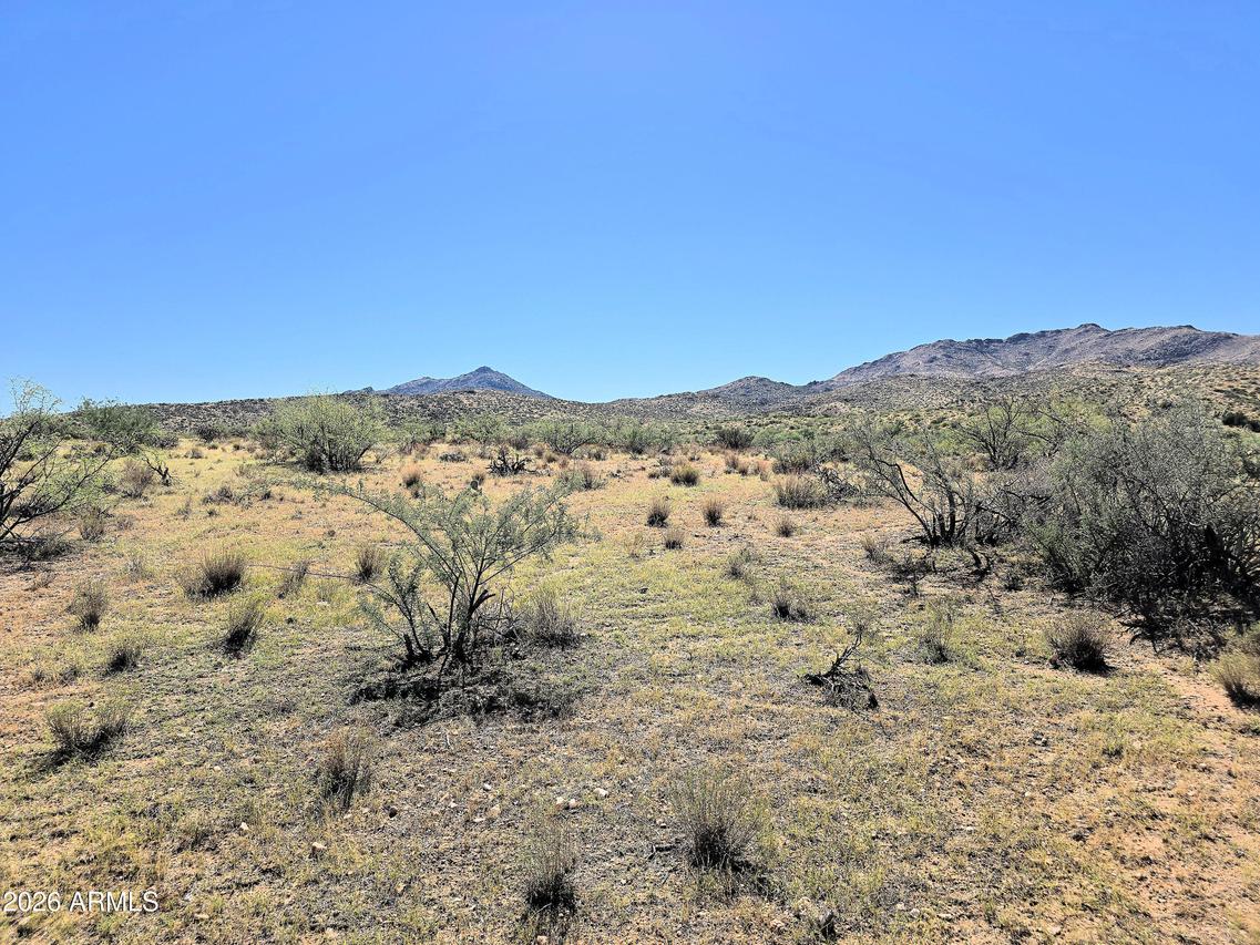 44A W Traveler Way, Congress, AZ 85332