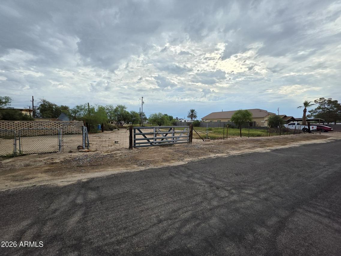 202 E 3rd Ave. #4, Buckeye, AZ 85326