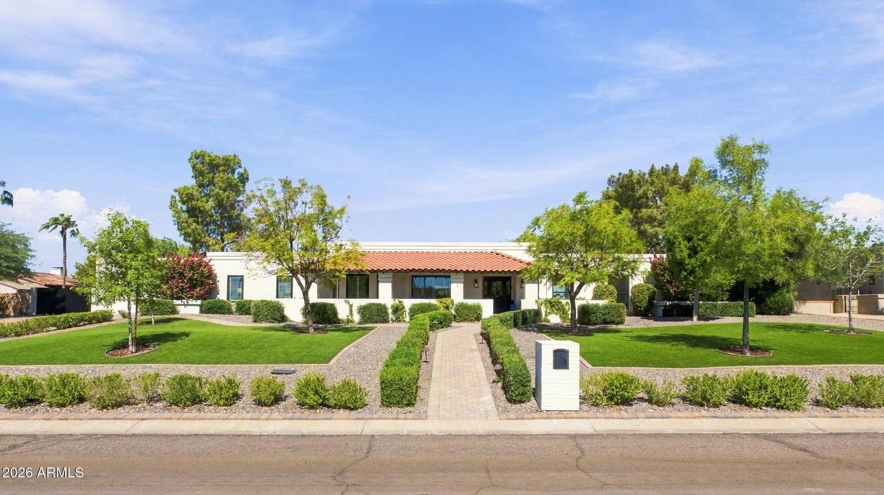 10530 E Wethersfield Rd., Scottsdale, AZ 85259