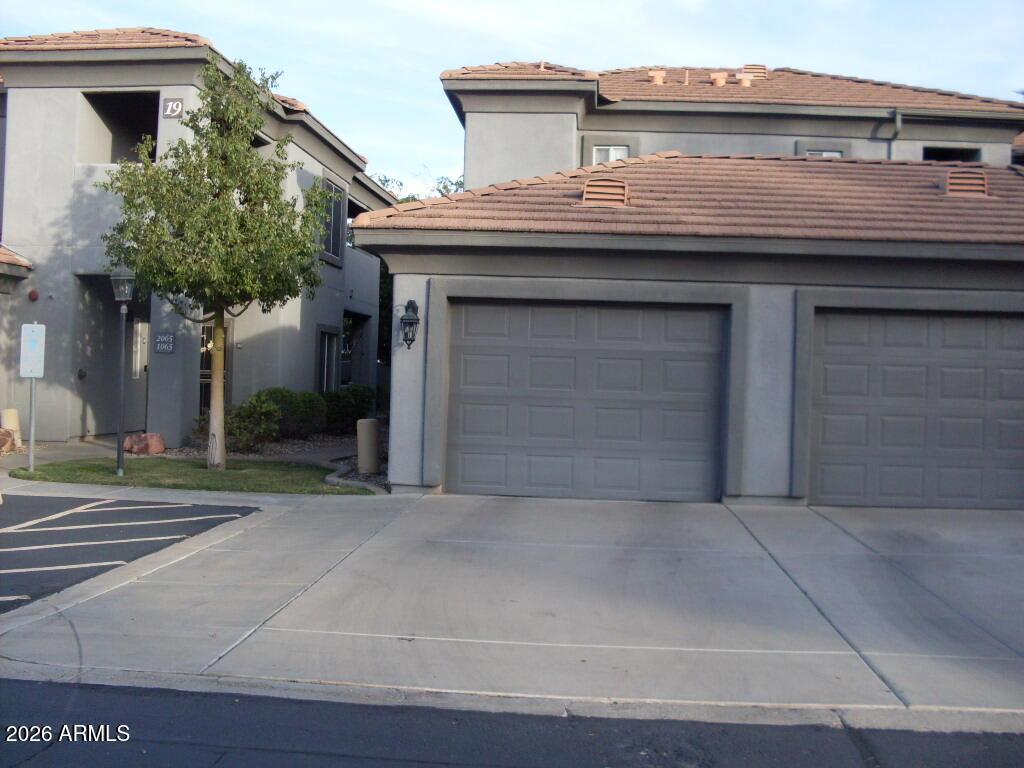 7401 W Arrowhead Clubhouse Dr. #1001, Glendale, AZ 85308