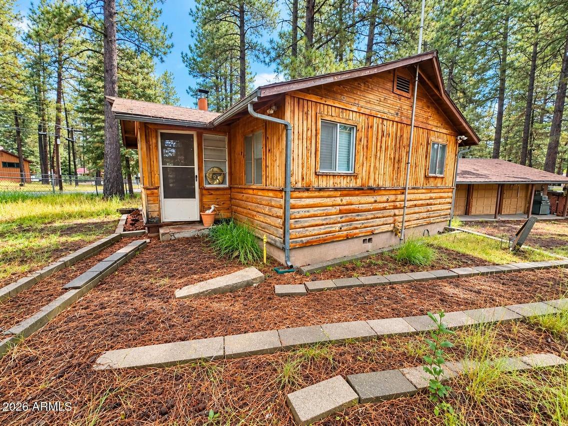 471 Comanche St., Flagstaff, AZ 86005