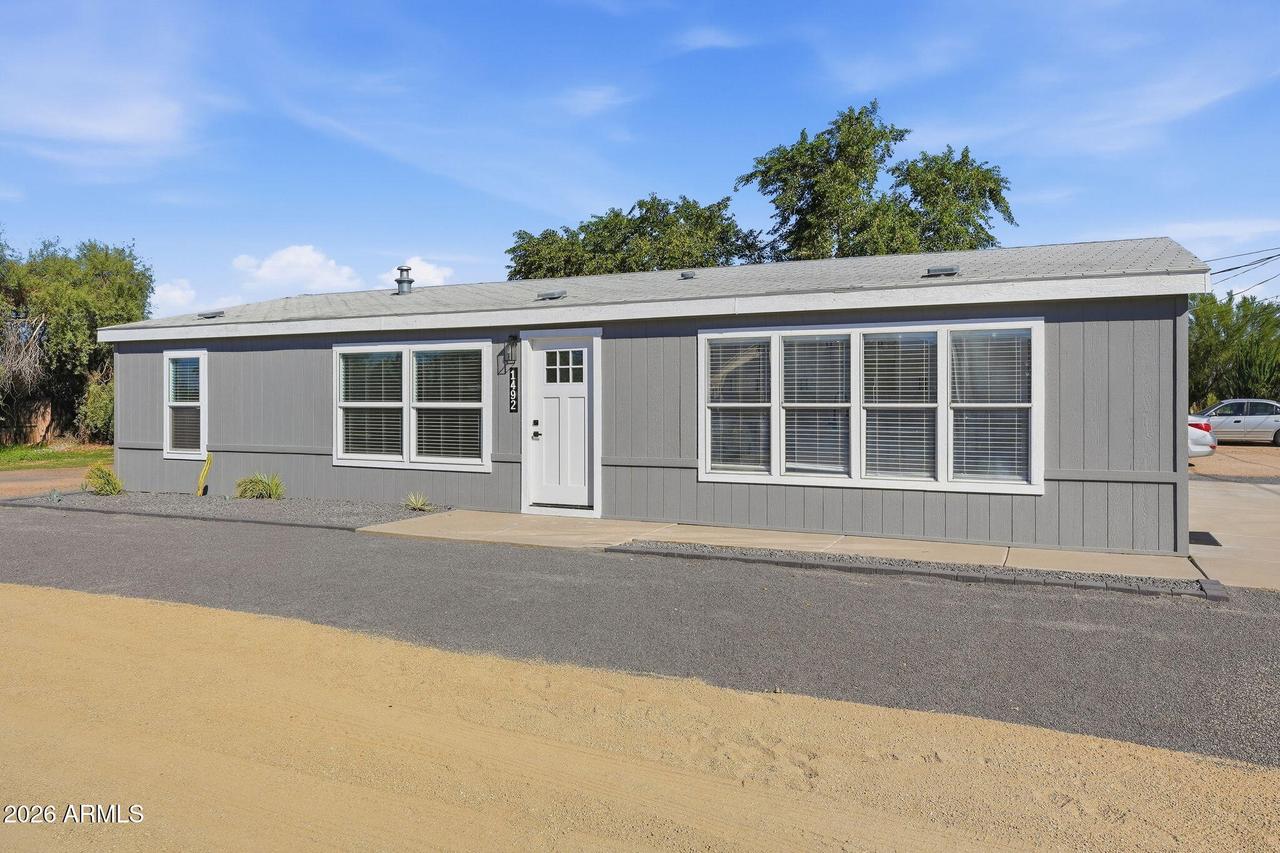 1492 S Smythe Dr., Apache Junction, AZ 85120